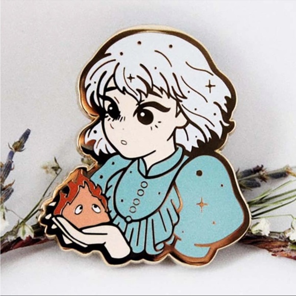 Howl’s Moving Castle Pin - Picture 2 of 5